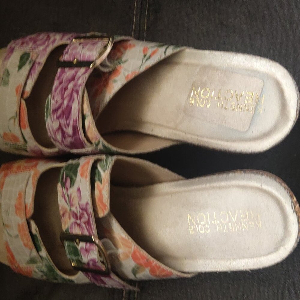 Women's 4 Inch Heeled Platform  Kenneth Cole Reaction Sandals Worn Once